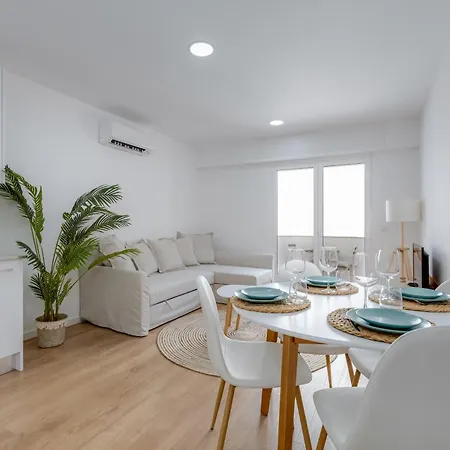 T2 Rosa Dos Ventos, A/c&terrace - Casas&papéis Apartamento Armação de Pêra