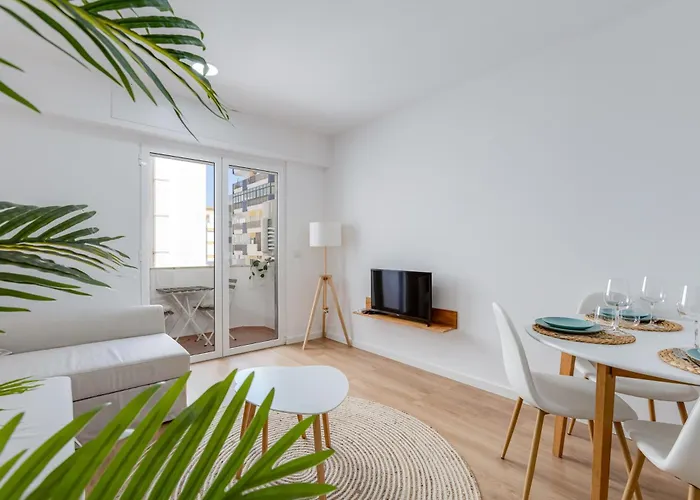 T2 Rosa Dos Ventos, A/c&terrace - Casas&papéis Appartamento