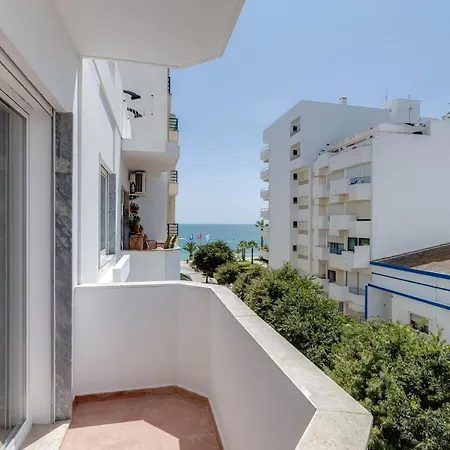 T2 Rosa Dos Ventos, A/c & Terrace - Casas & Papeis Armação de Pêra